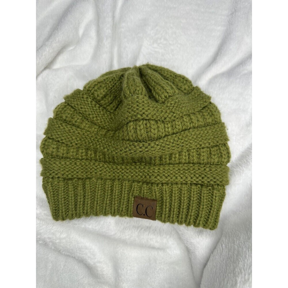 C.C Exclusives Hat Beanie OS Green Knit Womens One Size Logo Winter Warm